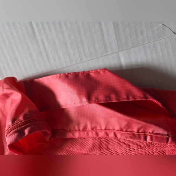 Travel Season Travel Zippered Pink Bag - Picture 3 of 9